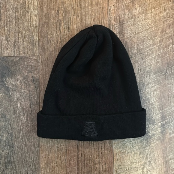 Nike Other - Nike Arizona Wildcat Beanie